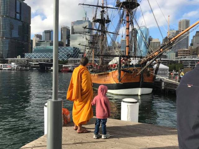 36596385_2076685999318645_3299913834117988352_n